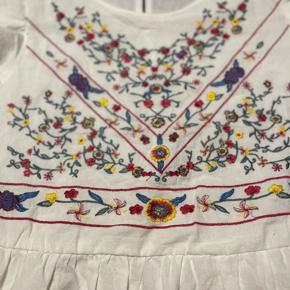 NEW Floral Embroidered White Kids Dress - Picture 3 of 5
